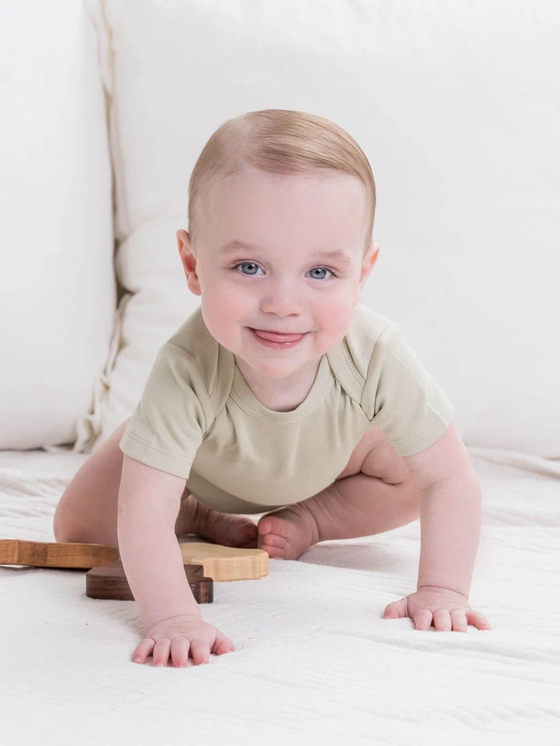 Colored Organics Baby (0-24m) Classic Short Sleeve Bodysuit 31 Colored Organics Baby (0-24m) Classic Short Sleeve Bodysuit