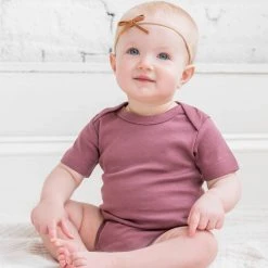 Colored Organics Baby (0-24m) Short Sleeve Bodysuit 40 Colored Organics Baby (0-24m) Short Sleeve Bodysuit