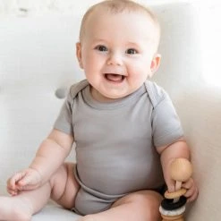 Colored Organics Baby (0-24m) Short Sleeve Bodysuit 44 Colored Organics Baby (0-24m) Short Sleeve Bodysuit