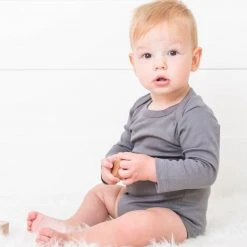 Colored Organics Classic Long Sleeve Bodysuit Baby (0-24m) 66 Colored Organics Classic Long Sleeve Bodysuit Baby (0-24m)