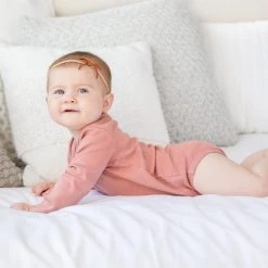 Colored Organics Classic Long Sleeve Bodysuit Baby (0-24m) 65 Colored Organics Classic Long Sleeve Bodysuit Baby (0-24m)