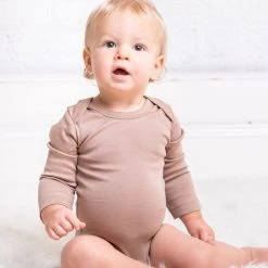 Colored Organics Classic Long Sleeve Bodysuit Baby (0-24m) 68 Colored Organics Classic Long Sleeve Bodysuit Baby (0-24m)