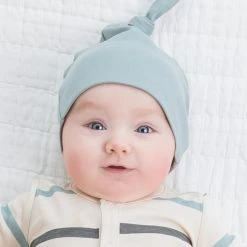 Colored Organics Classic Knotted Hat Baby (0-24m) 73 Colored Organics Classic Knotted Hat Baby (0-24m)