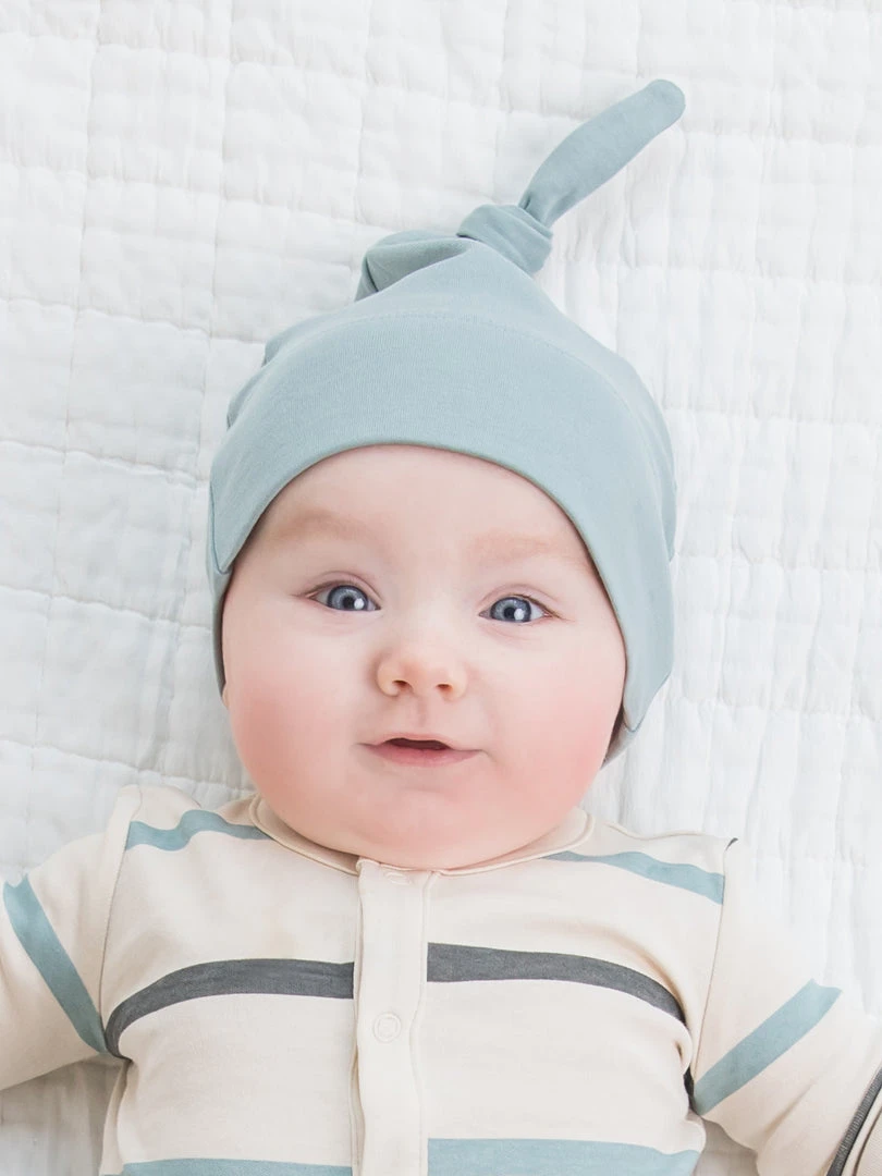 Colored Organics Classic Knotted Hat Baby (0-24m) 37 Colored Organics Classic Knotted Hat Baby (0-24m)