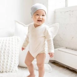 Colored Organics Classic Kimono Bodysuit - Long Sleeve Baby (0-24m) 25 Colored Organics Classic Kimono Bodysuit - Long Sleeve Baby (0-24m)