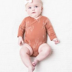 Colored Organics Kai Kimono Bodysuit Baby (0-24m) 17 Colored Organics Kai Kimono Bodysuit Baby (0-24m)