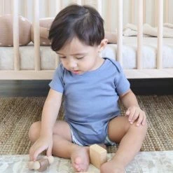 Colored Organics Baby (0-24m) Short Sleeve Bodysuit 50 Colored Organics Baby (0-24m) Short Sleeve Bodysuit