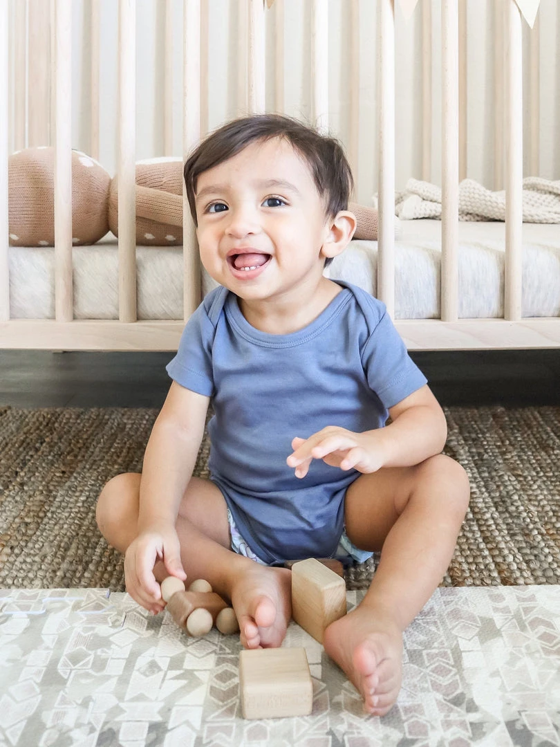 Colored Organics Baby (0-24m) Short Sleeve Bodysuit 17 Colored Organics Baby (0-24m) Short Sleeve Bodysuit